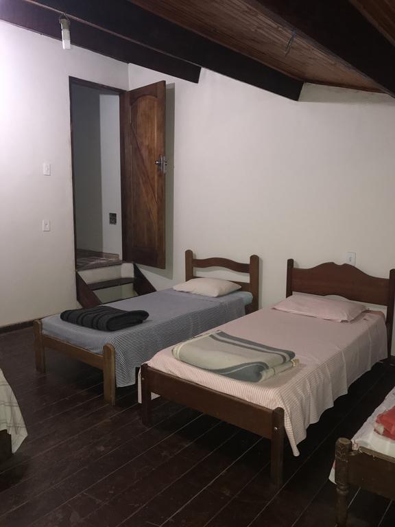 Hôtel Camping Do Noel - Chales à São Tomé das Letras Extérieur photo